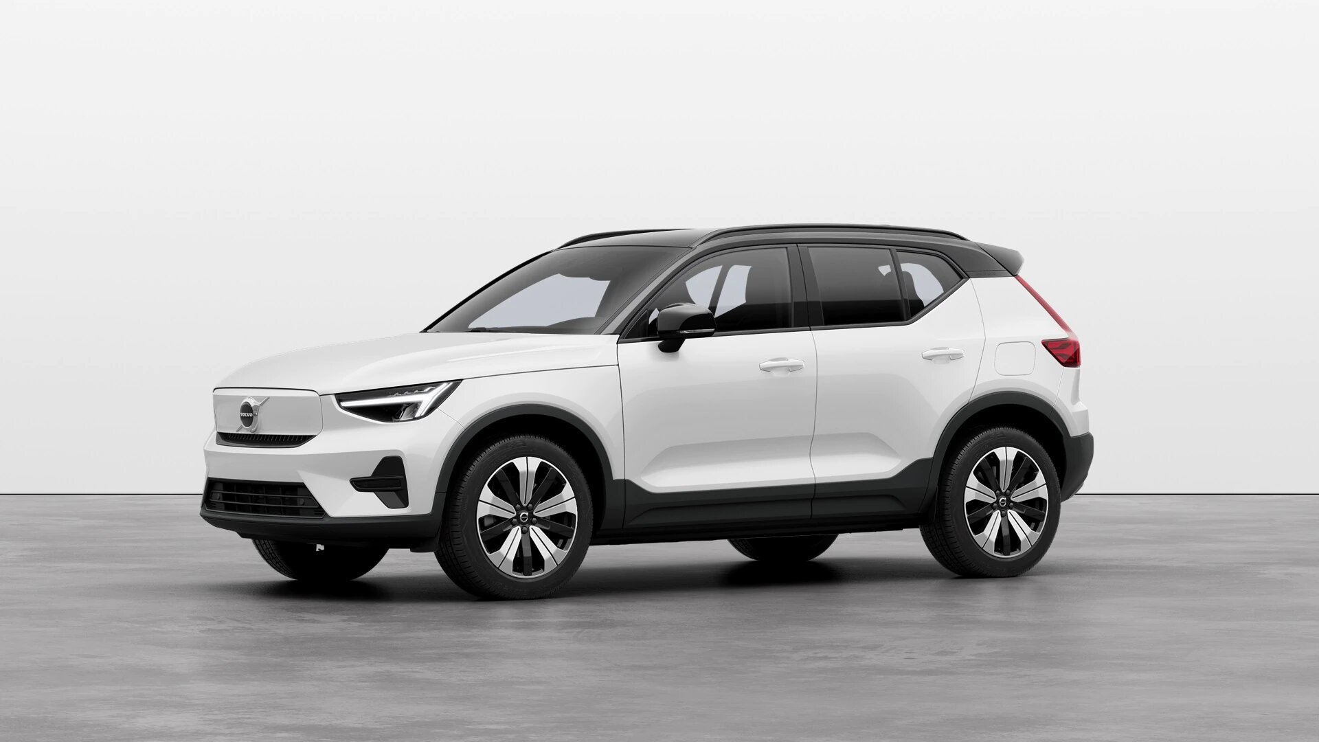 Volvo XC40 Recharge Core Branco Renting Finders Portugal
